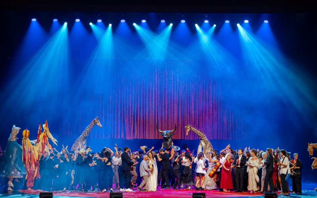 La Gala Catalunya Aixeca el Teló omple el Liceu d’emoció i creativitat